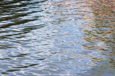 şehir kurma yansıtan su