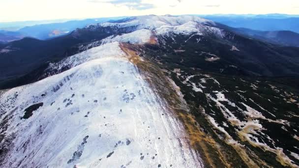 Aerial view of the highest ukrainian Carpathians peaks — Stock Video