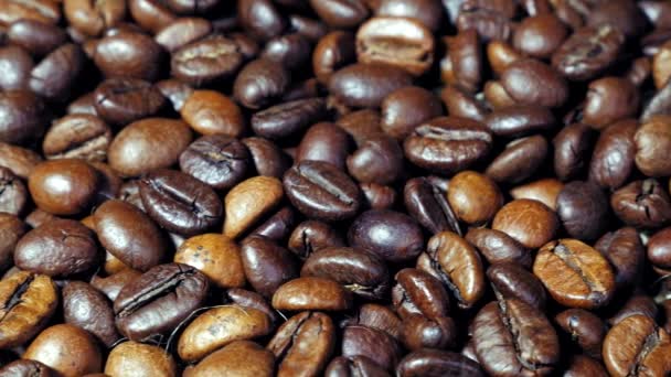 コーヒー豆の背景。ドーリー ショット. — ストック動画
