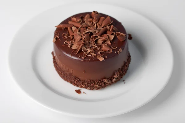 parça çikolatalı pasta krema ile