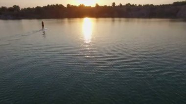 Anteni: Sup yatılı genç kız
