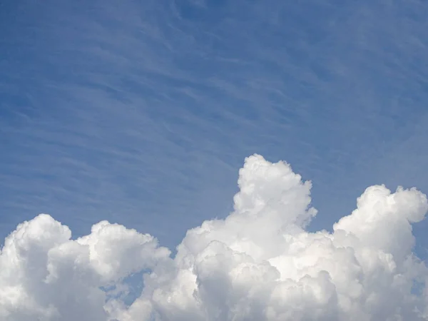 Nuvens Brancas Céu Azul Fundo Textura — Fotografia de Stock