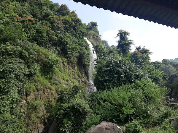 Вода Падає Гору — стокове фото