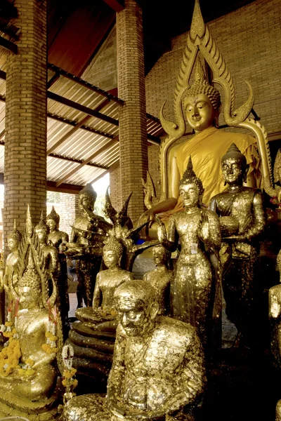 Group of Buddha in Wat Yai Chai Mongkol. — Stock Photo, Image