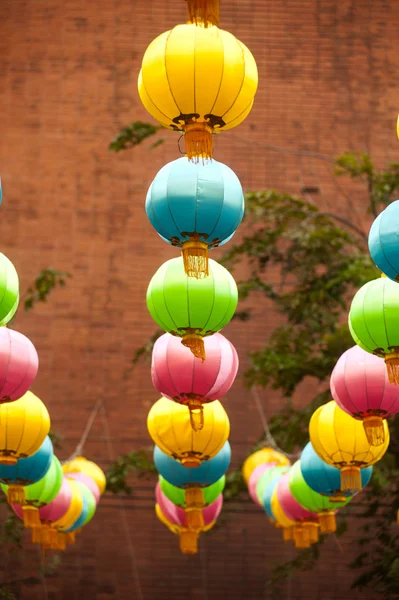 Традиционные китайские новогодние фонари для празднования . — стоковое фото
