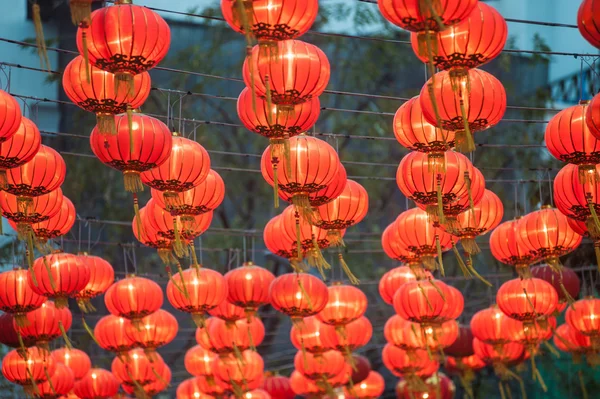Tradiční čínský Nový rok lucerny jsou pro oslavu. — Stock fotografie