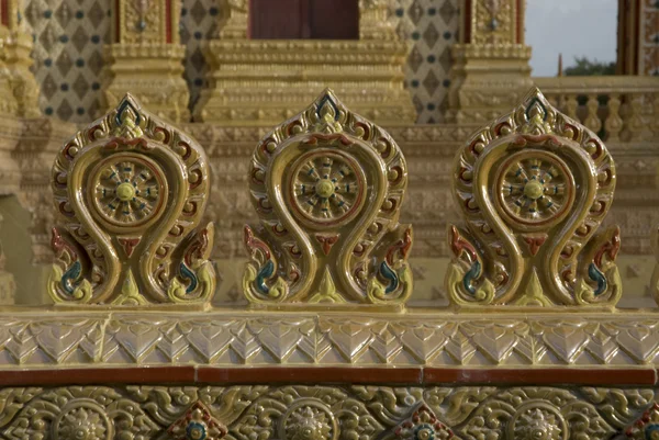 Thaise kunst aan de muur in de tempel. — Stockfoto