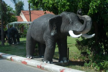 Açık fili heykele Tapınak.