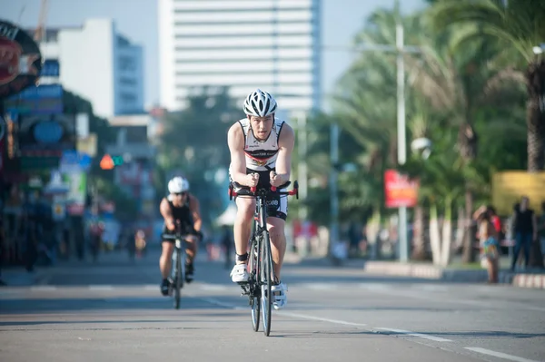 Triatlón de Pattaya, Tailandia Tri-League Tour Series 2015 . —  Fotos de Stock