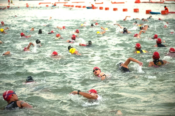 Triathlon van Pattaya, Thailand Tri-League Tour serie 2015. — Stockfoto