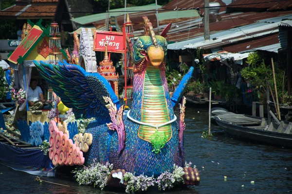 Rub Bua Festival (Festival de Lanzamiento de Loto) en Tailandia . — Foto de Stock