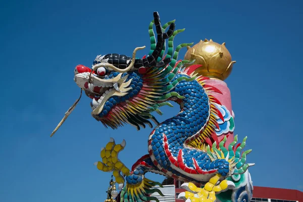 Pillars Stucco Dragons Wrapped Them Art Chinese Shrines — Stock Photo, Image