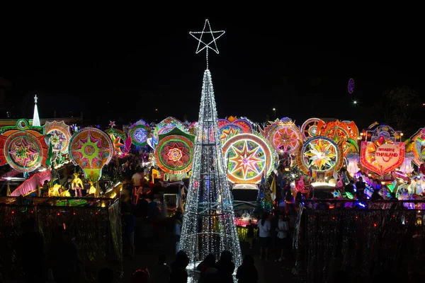 Sakon Nakhon Thailand Dezember 2018 Die Weihnachtsfeier Mit Der Schillernden — Stockfoto