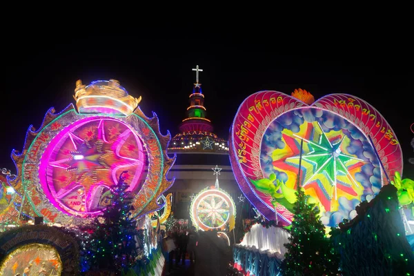 Sakon Nakhon Thailand Dezembro 2018 Comemoração Natal Com Deslumbrante Desfile — Fotografia de Stock