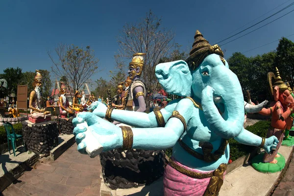 Группа Статуй Ганеша Открытом Воздухе Храме Таиланде — стоковое фото