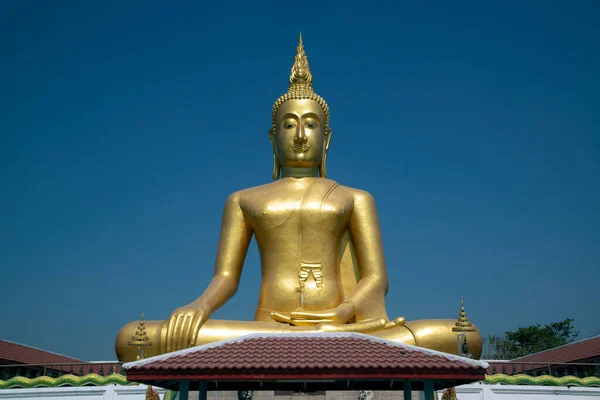 Stor Utomhus Gyllene Sittande Buddha Inskriven Wat Bang Chak Nonthaburi — Stockfoto