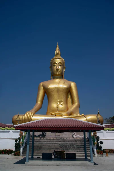 Large Outdoor Golden Sitting Buddha Enshrined Wat Bang Chak Nonthaburi — Stock Photo, Image