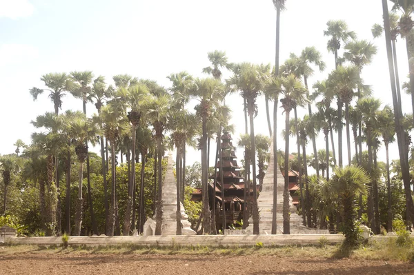 Temple near Bargaya Monastery. — Stock Photo, Image