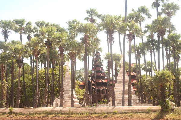 Templo cerca del Monasterio de Bargaya . — Foto de Stock