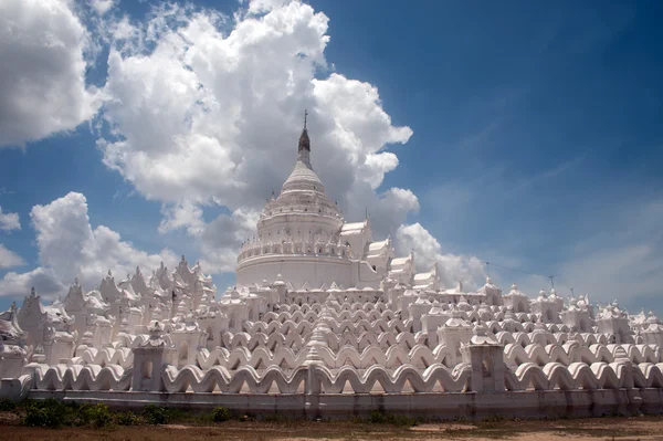 Pagoda de Hsinbyume en Myanmar . —  Fotos de Stock