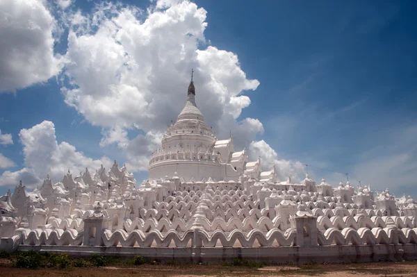 Hsinbyume-Pagode in Myanmar. — Stockfoto