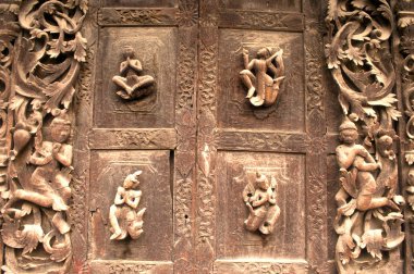 Shwenandaw Manastırı Mandalay, Myanmar, oyma ahşap.