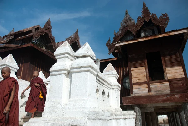 Nyan Shwe Kgua temple. — Stock Photo, Image