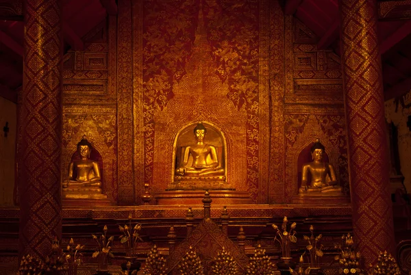 De belangrijke Boeddha Phra Boeddha Sihing in Thailand. — Stockfoto