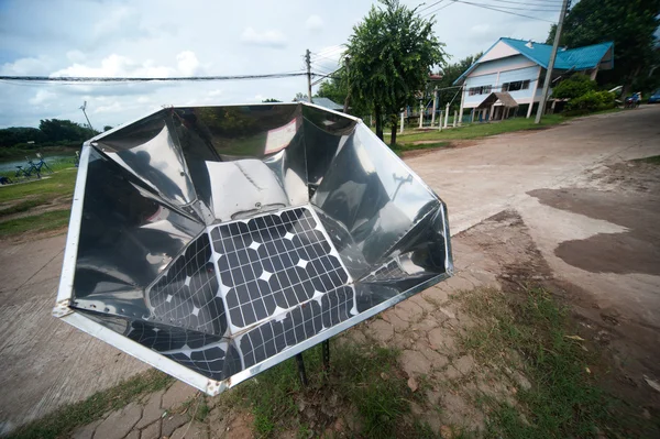 Solarcell för varmvatten. — Stockfoto