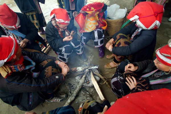 Minoría del Dao Rojo en Vietnam . — Foto de Stock