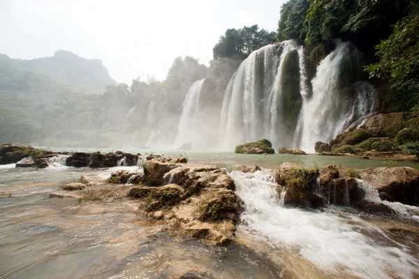 Ban Gioc waterfall in Vietnam. — Stock Photo, Image