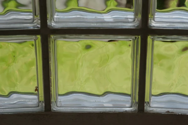 Wand van glazen blokken . — Stockfoto