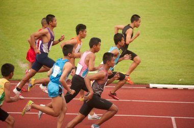 1500 m.in Tayland açık Atletizm Şampiyonası 2013.