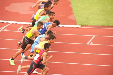 1500 m.in Tayland açık Atletizm Şampiyonası 2013.