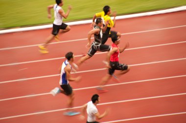 100m.in Tayland açık Atletizm Şampiyonası 2013.