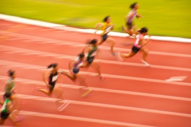 100m.in Tayland açık Atletizm Şampiyonası 2013.