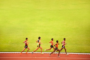 5000 m.in Tayland açık Atletizm Şampiyonası 2013.