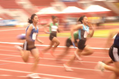 4x100m. Tayland açık Atletizm Şampiyonası 2013'de geçişi.