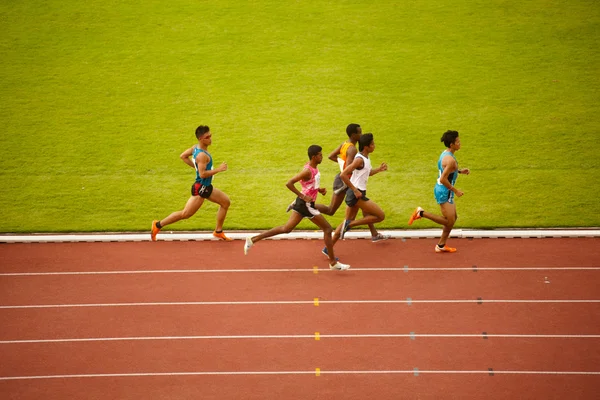 5000 m.in Tayland açık Atletizm Şampiyonası 2013.