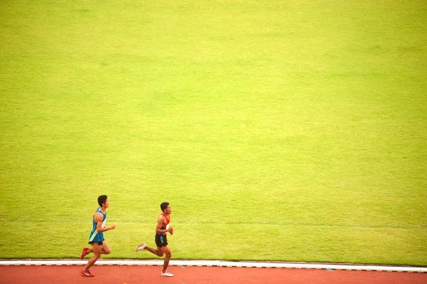5000 m.in Tayland açık Atletizm Şampiyonası 2013.