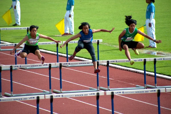 100 m. Hurdles in Thailand Open Athletic Championship 2013. — Stock Photo, Image