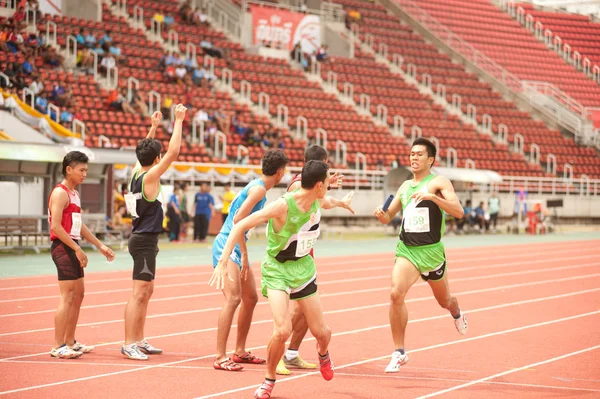 Relay i Thailand Open Athletic Championship 2013. — Stockfoto