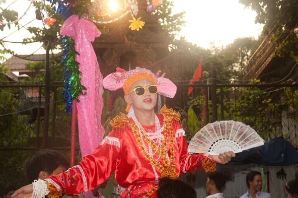 Portrait de novice à Poy-Sang-Long Festival dans le nord de la Thaïlande — Photo