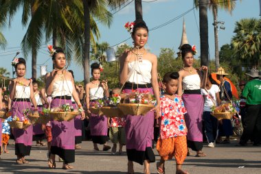 Geçit töreni Loy Kratong Festivali Tayland.