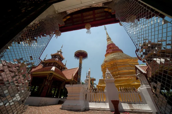 Pagoda Pong Sanook Tapınak, Kuzey Tayland. — Stok fotoğraf