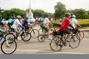Grup bisiklet araba ücretsiz günde, Bangkok, Tayland.