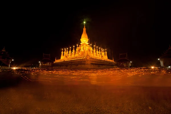 Pha That Luang temple at dawn in Laos . — Stock Photo, Image