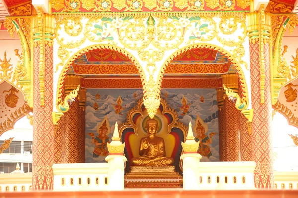 Buda sentado en el templo de Laos  . — Foto de Stock