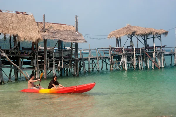 Tourist paddle canoe in happiness. — Stock Photo, Image