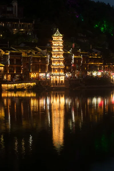 Twilight scene of Fenghuang ancient city. — Stock Photo, Image